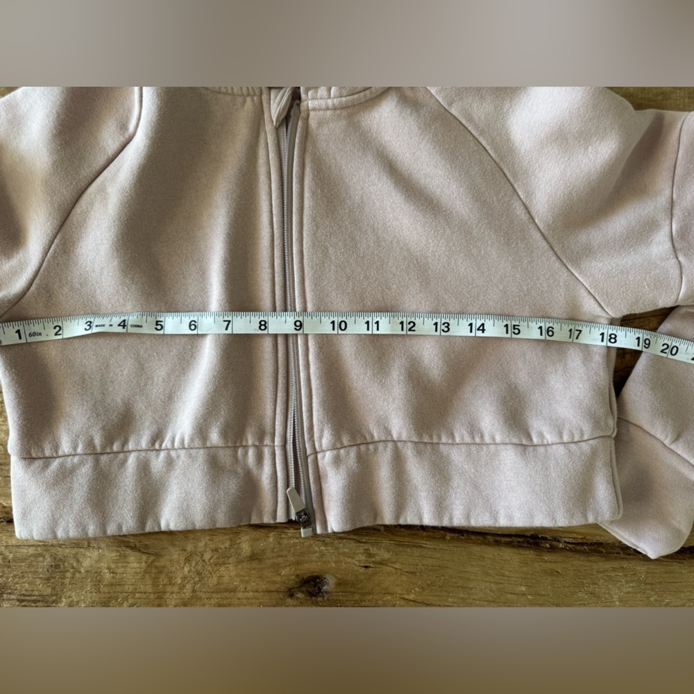 Gymshark Cropped Hoodie in Light Pink with White Logo - Picture 5 of 5